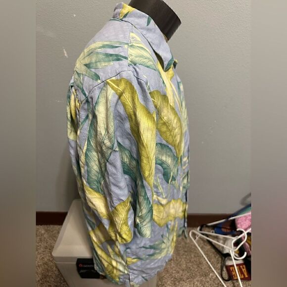 Tommy Bahama Men’s Large Silk Hawaiian Short Sleeve Shirt - Picture 4 of 5
